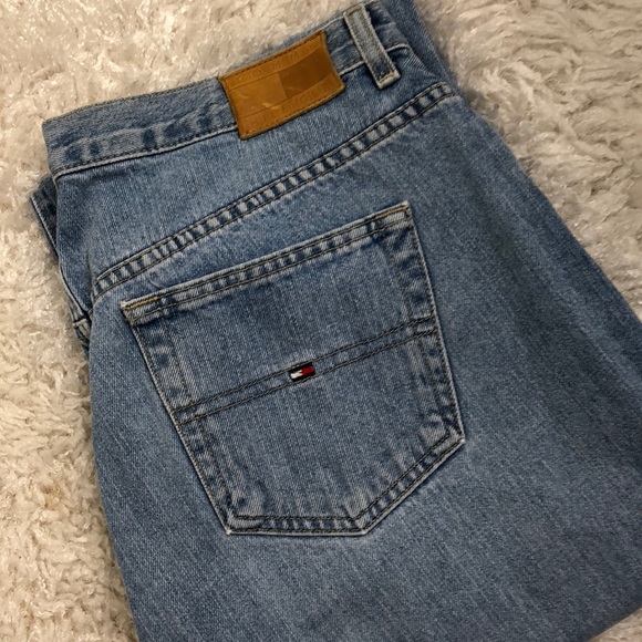 tommy hilfiger boyfriend